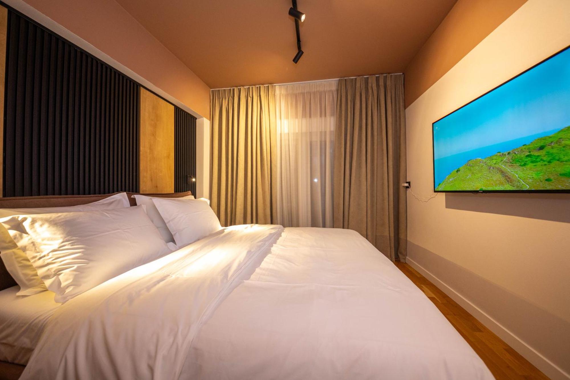 Blloku Unique Apartments 2 تيرانا المظهر الخارجي الصورة