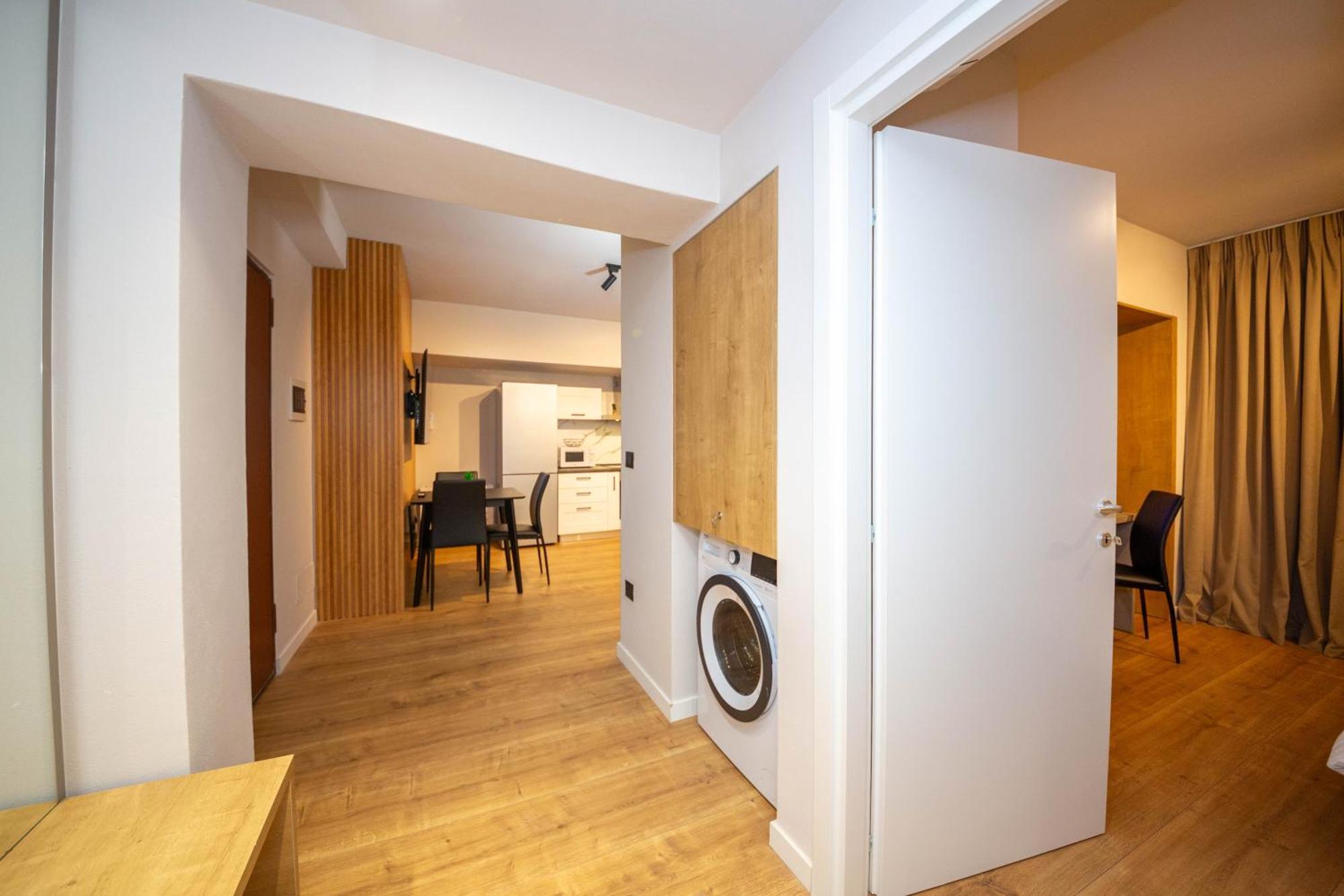 Blloku Unique Apartments 2 تيرانا المظهر الخارجي الصورة