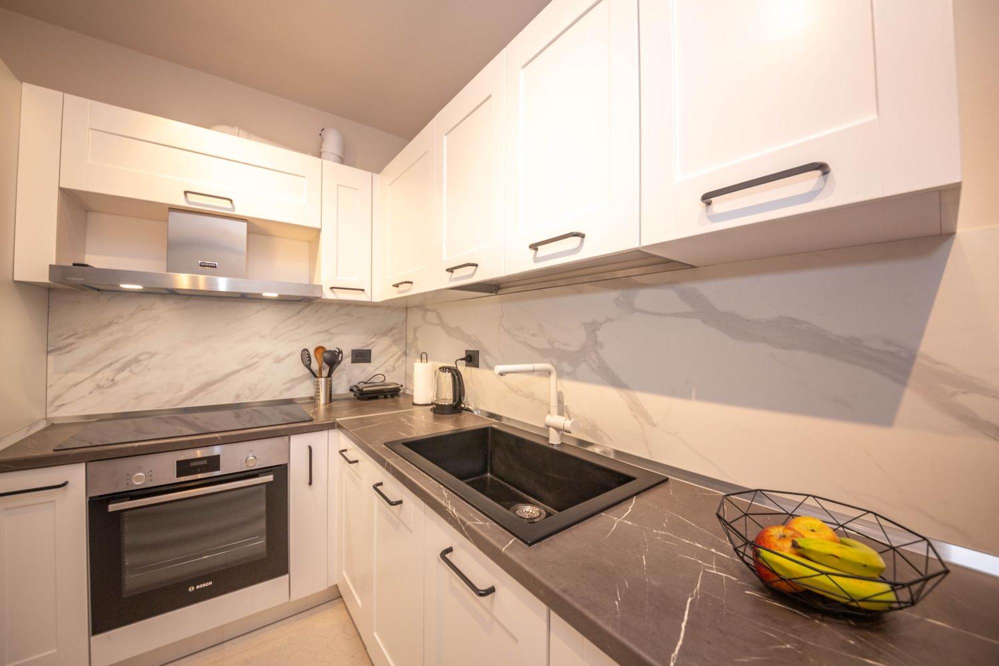 Blloku Unique Apartments 2 تيرانا المظهر الخارجي الصورة