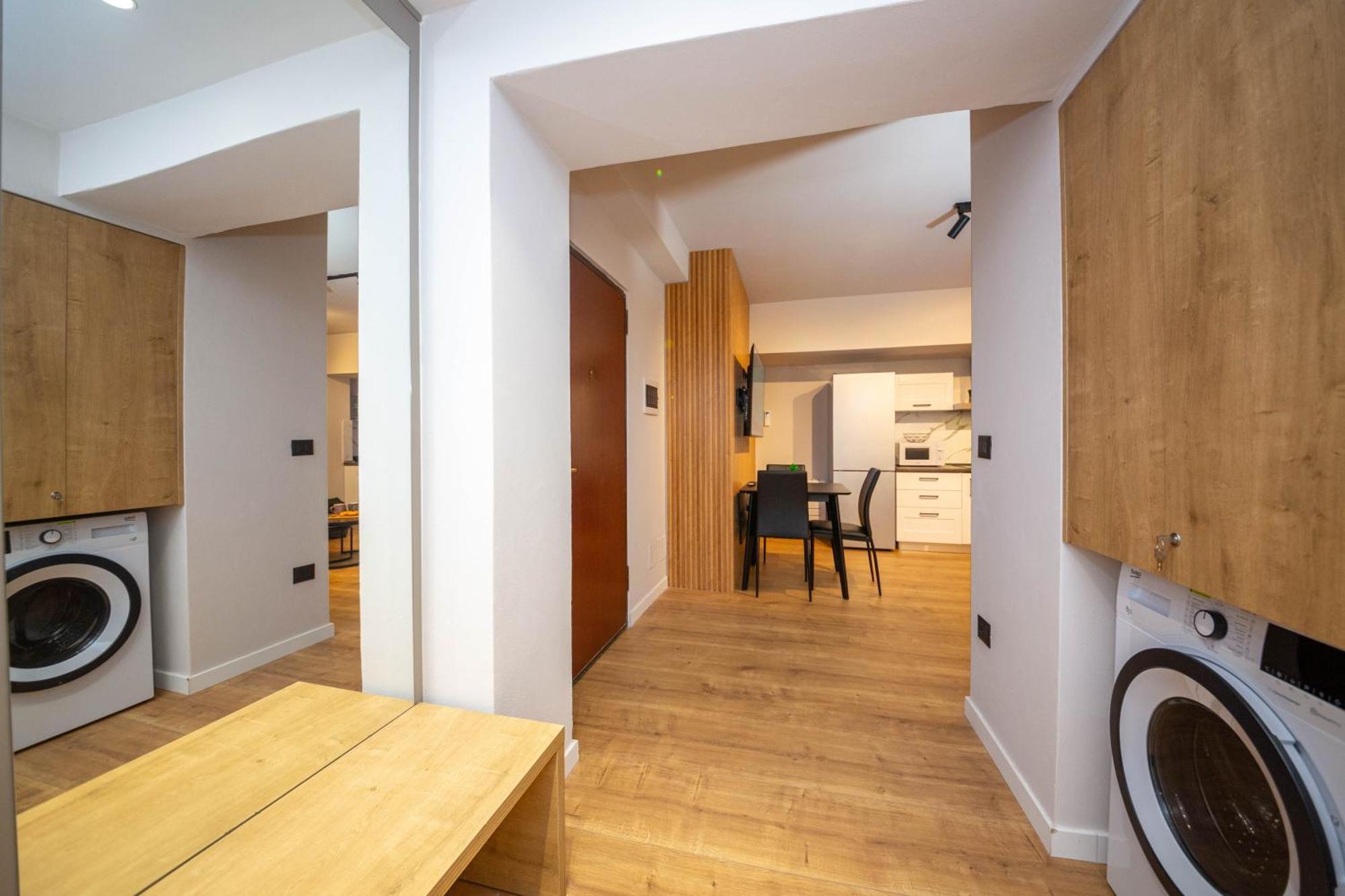 Blloku Unique Apartments 2 تيرانا الغرفة الصورة