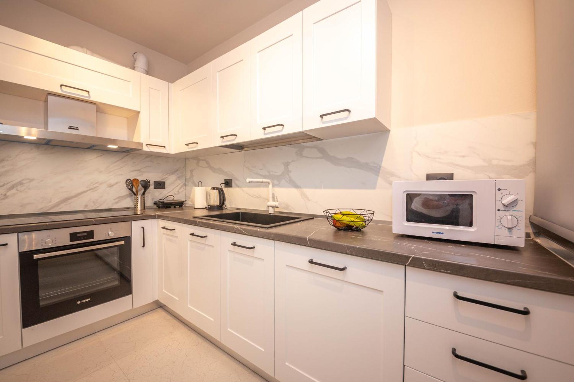 Blloku Unique Apartments 2 تيرانا الغرفة الصورة